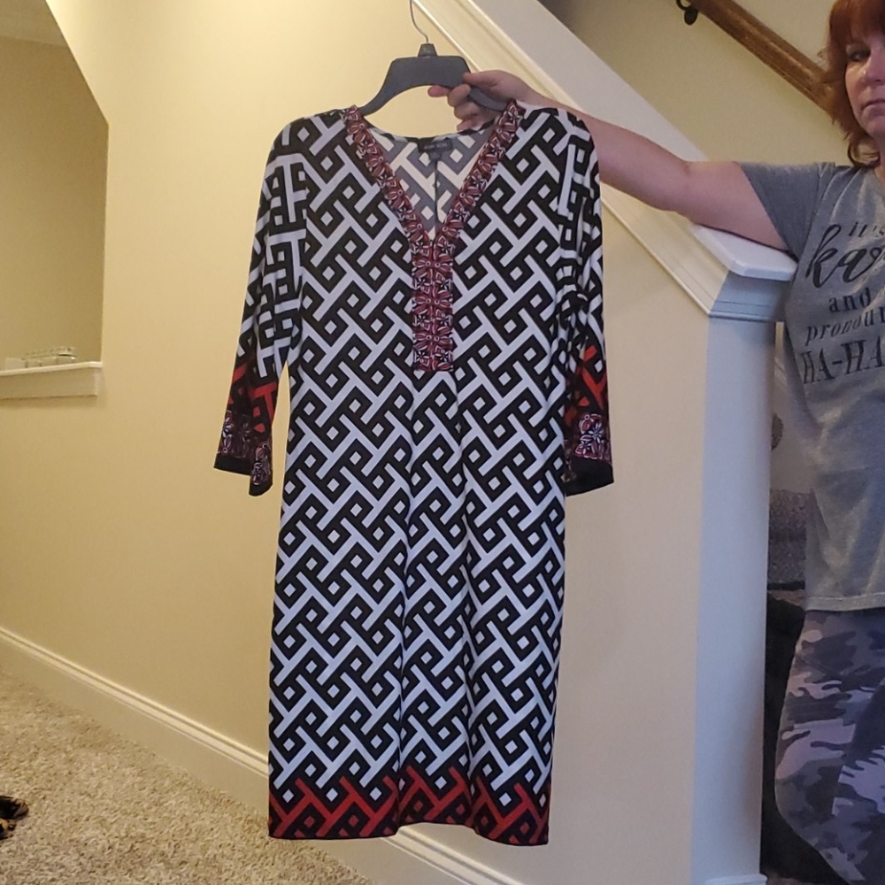 Black and white dress with red trim